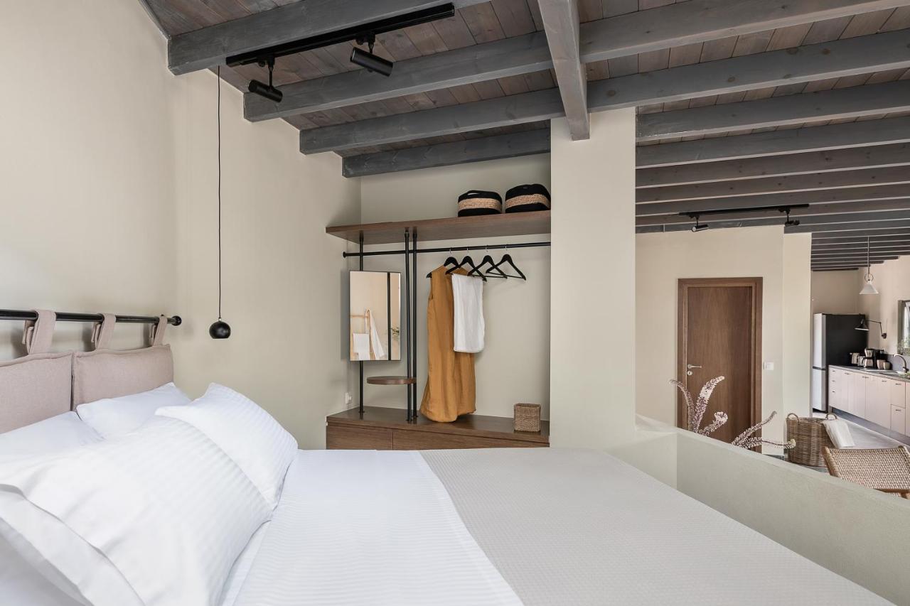 Velanis Ηouse, Style Into Nature - Secluded Kíssamos Buitenkant foto