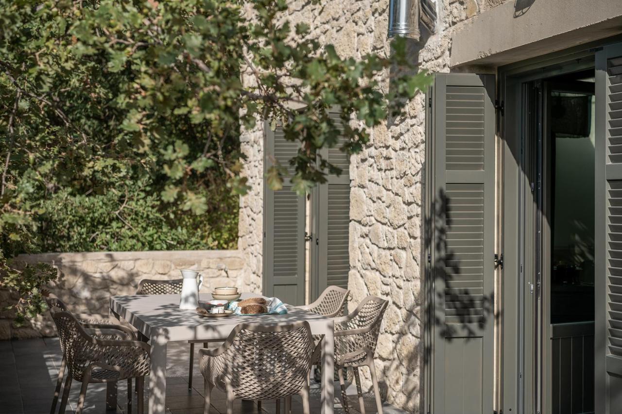Velanis Ηouse, Style Into Nature - Secluded Kíssamos Buitenkant foto